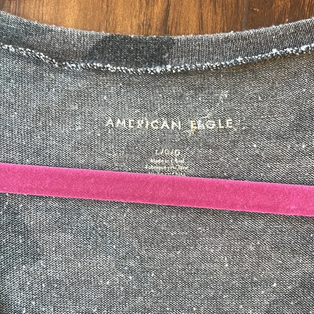 American Eagle T-Shirt - Picture 3 of 4